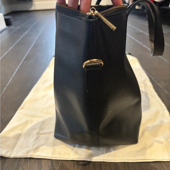 Cuyana Black Leather medium carryall - Picture 6 of 9